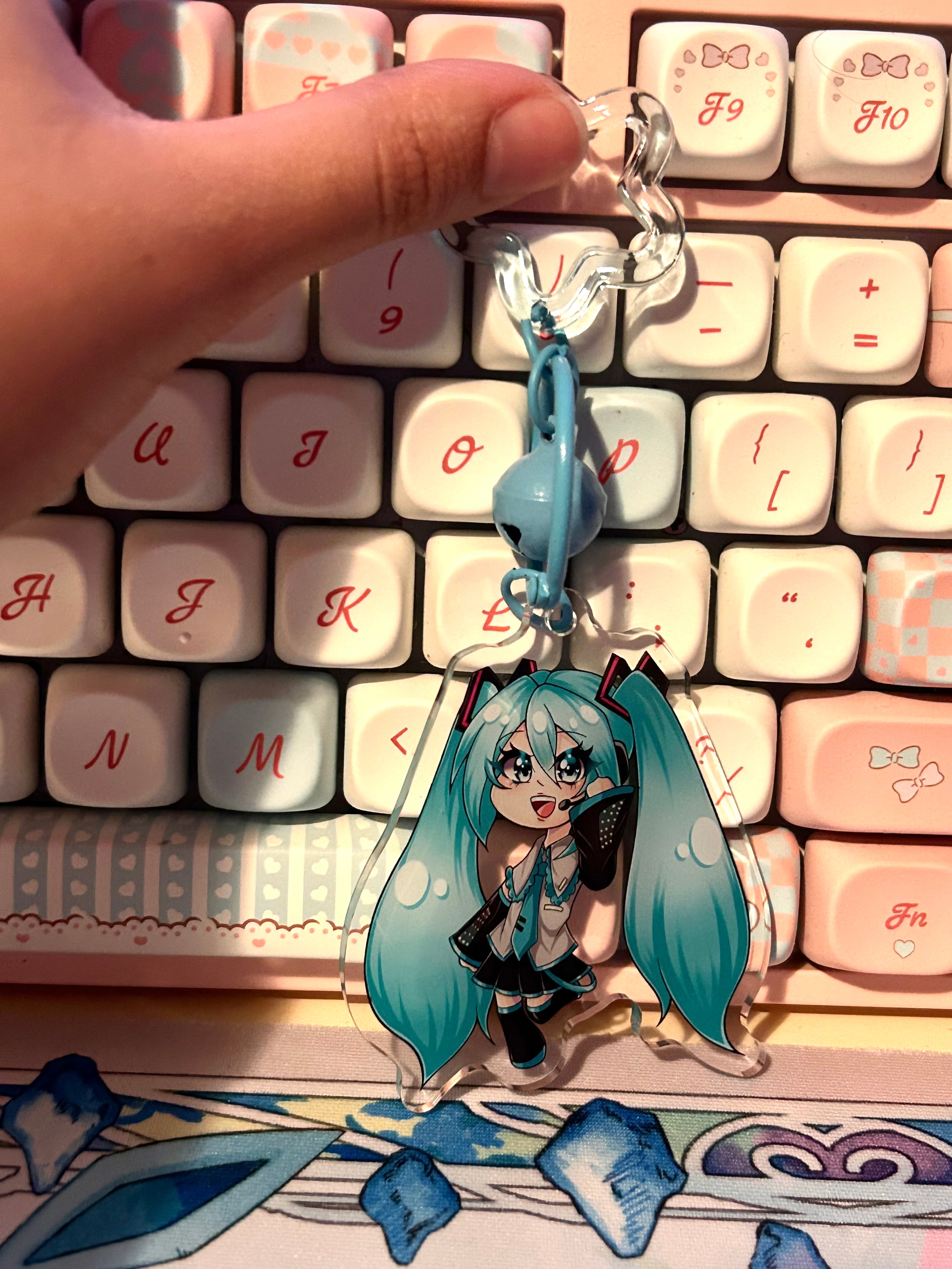 Vocoloid- Hatsune Miku chibi Acyrlic Charms